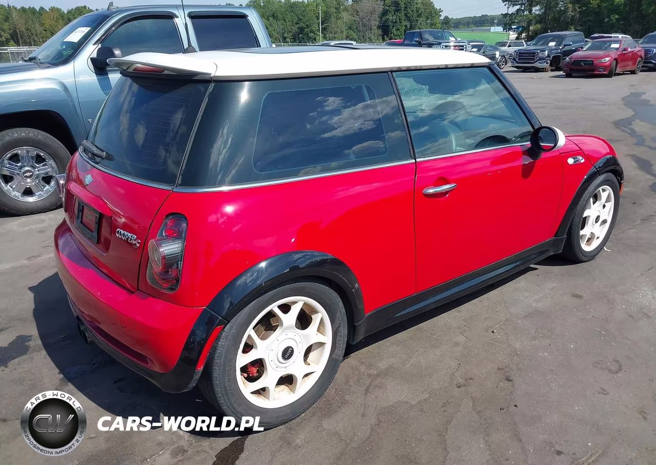 2004 Mini Cooper S VIN:WMWRE33474TD88695 - 4