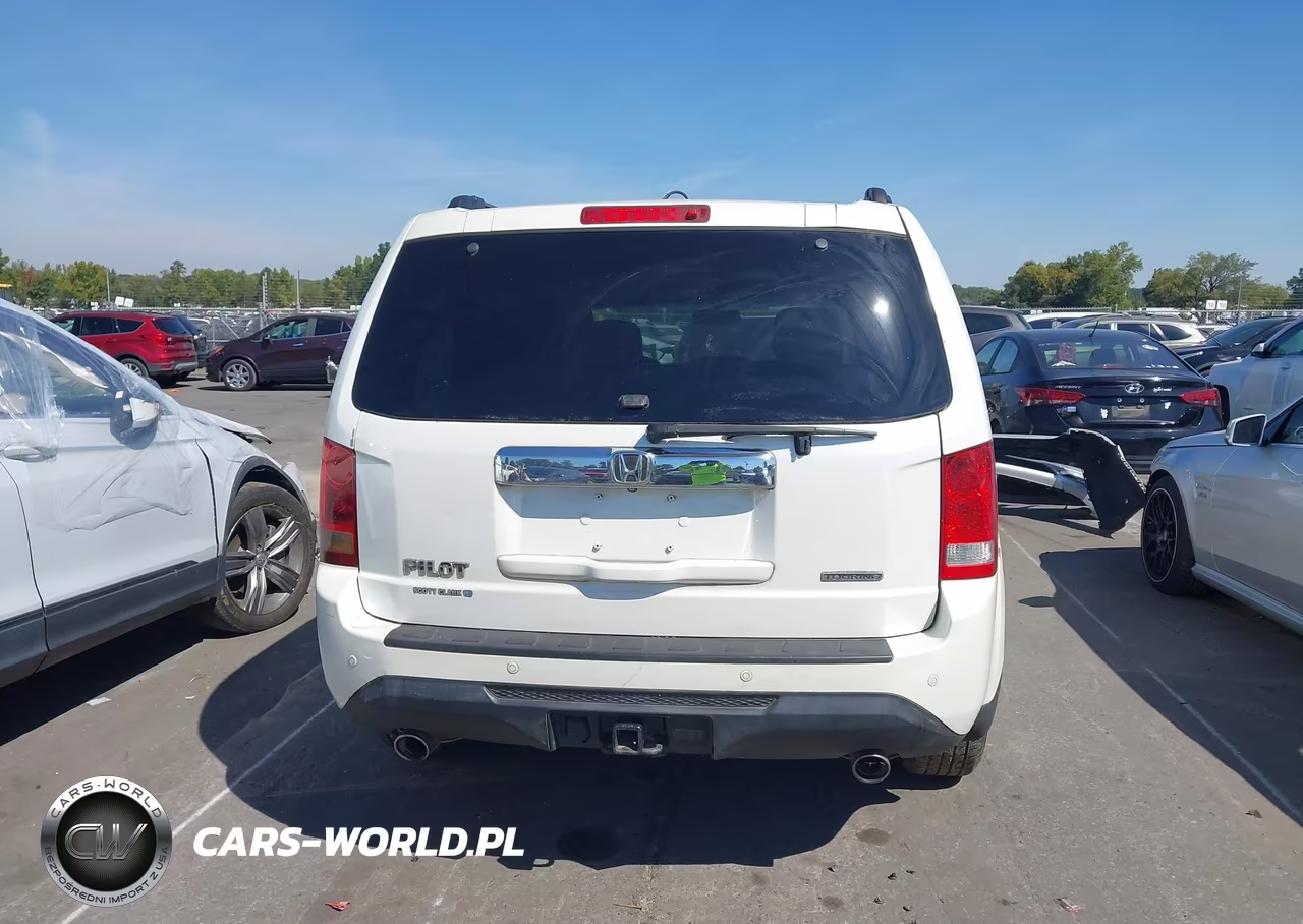 2012 Honda Pilot Touring VIN:5FNYF3H98CB008410 - 16