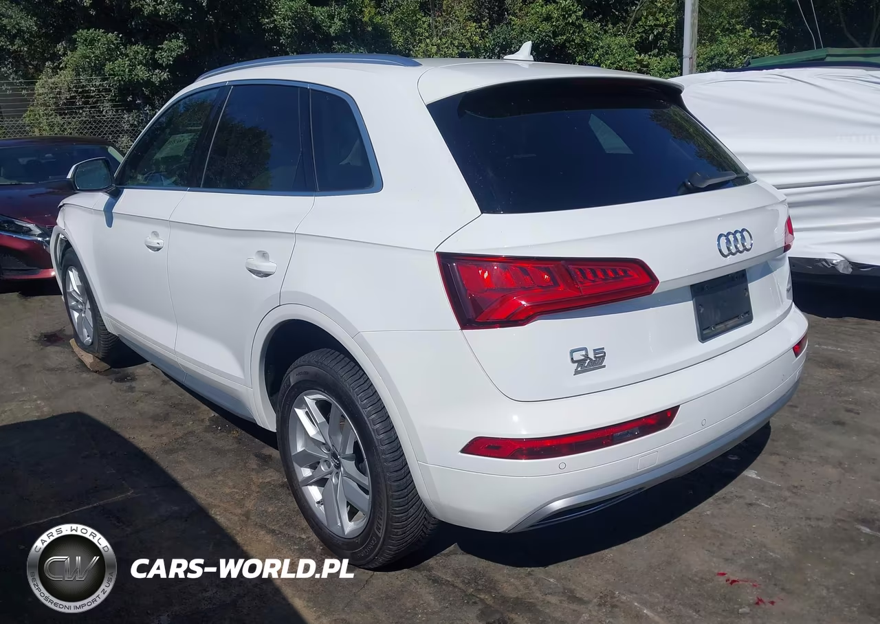 2020 Audi Q5 Premium 45 Tfsi Quattro S Tronic-Titanium Premium 45 Tfsi Quattro S Tronic VIN:WA1ANAFY1L2009219 - 3