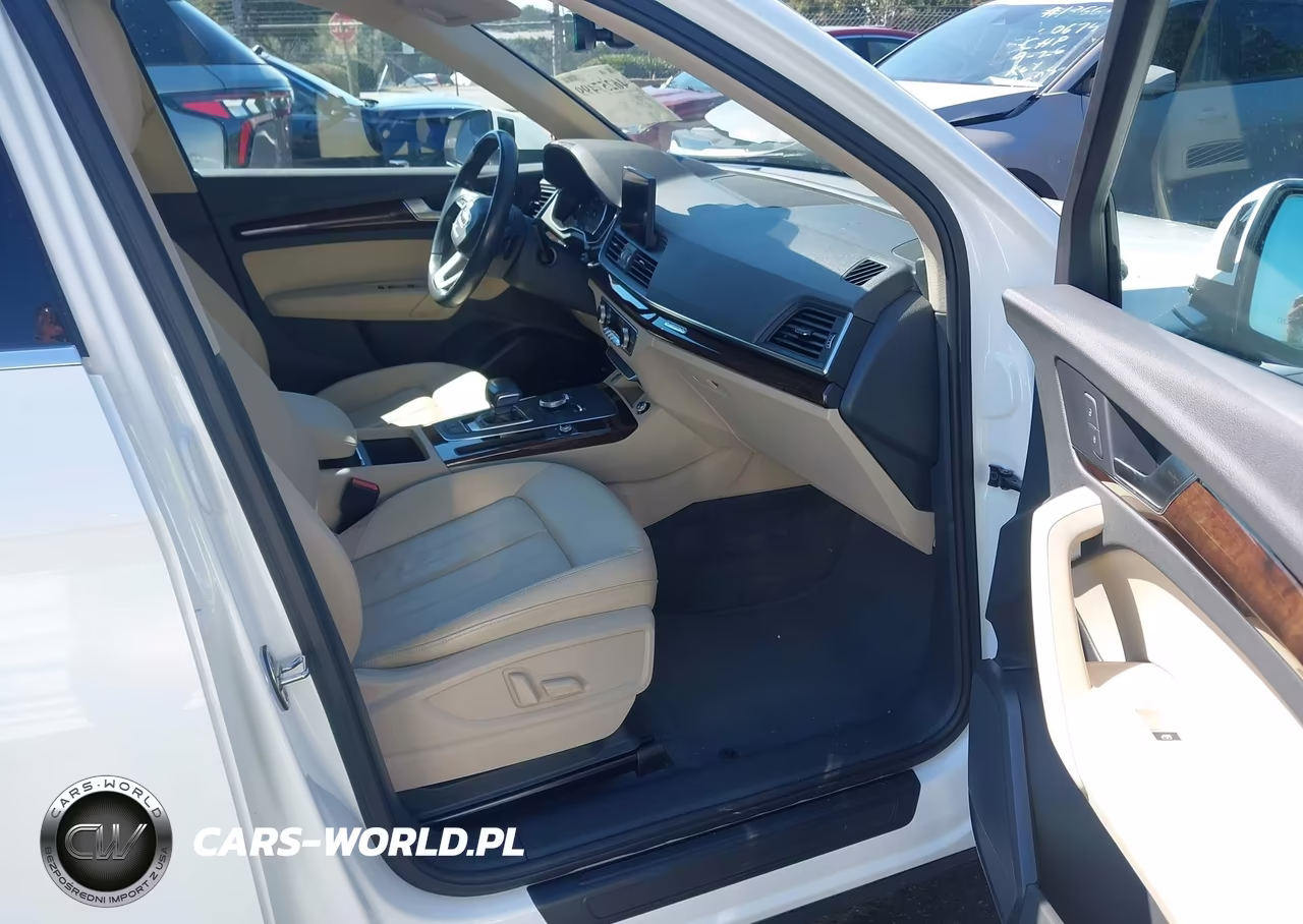 2020 Audi Q5 Premium 45 Tfsi Quattro S Tronic-Titanium Premium 45 Tfsi Quattro S Tronic VIN:WA1ANAFY1L2009219 - 5