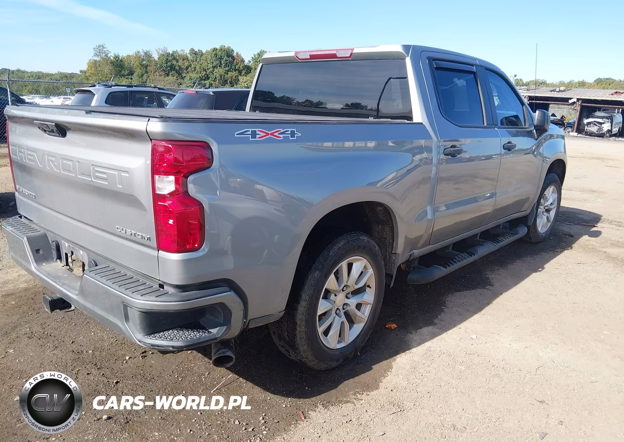 2025 Chevrolet Silverado 1500 4Wd Short Bed Custom VIN:1GCPKBEK2SZ107824 - 4