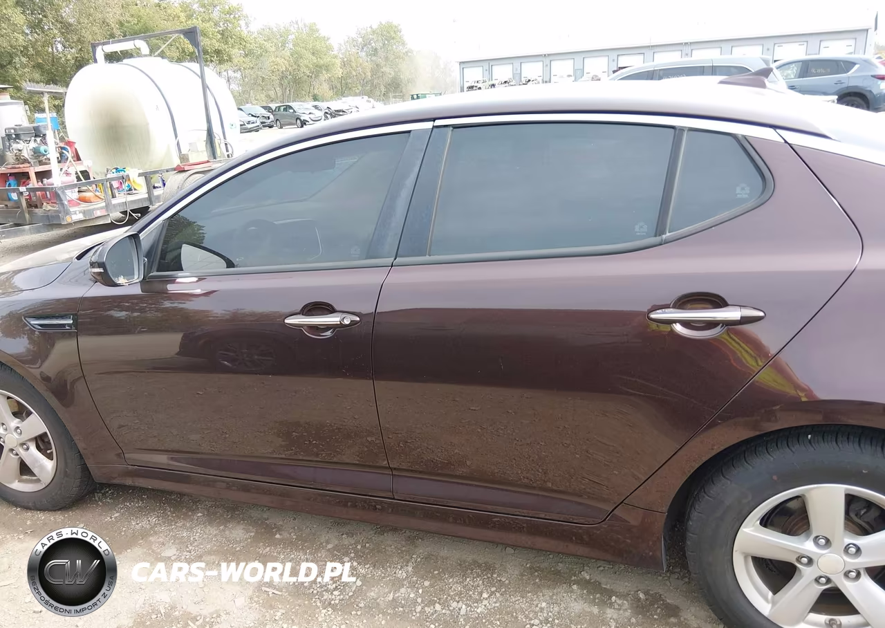 2015 Kia Optima Lx VIN:5XXGM4A77FG447809 - 14
