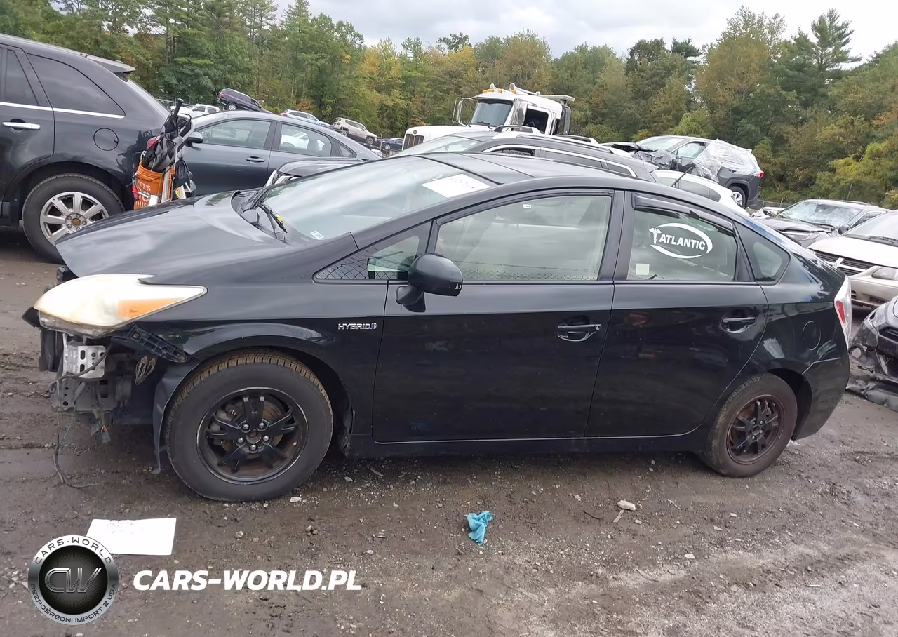 2012 Toyota Prius Three VIN:JTDKN3DU9C5493046 - 14