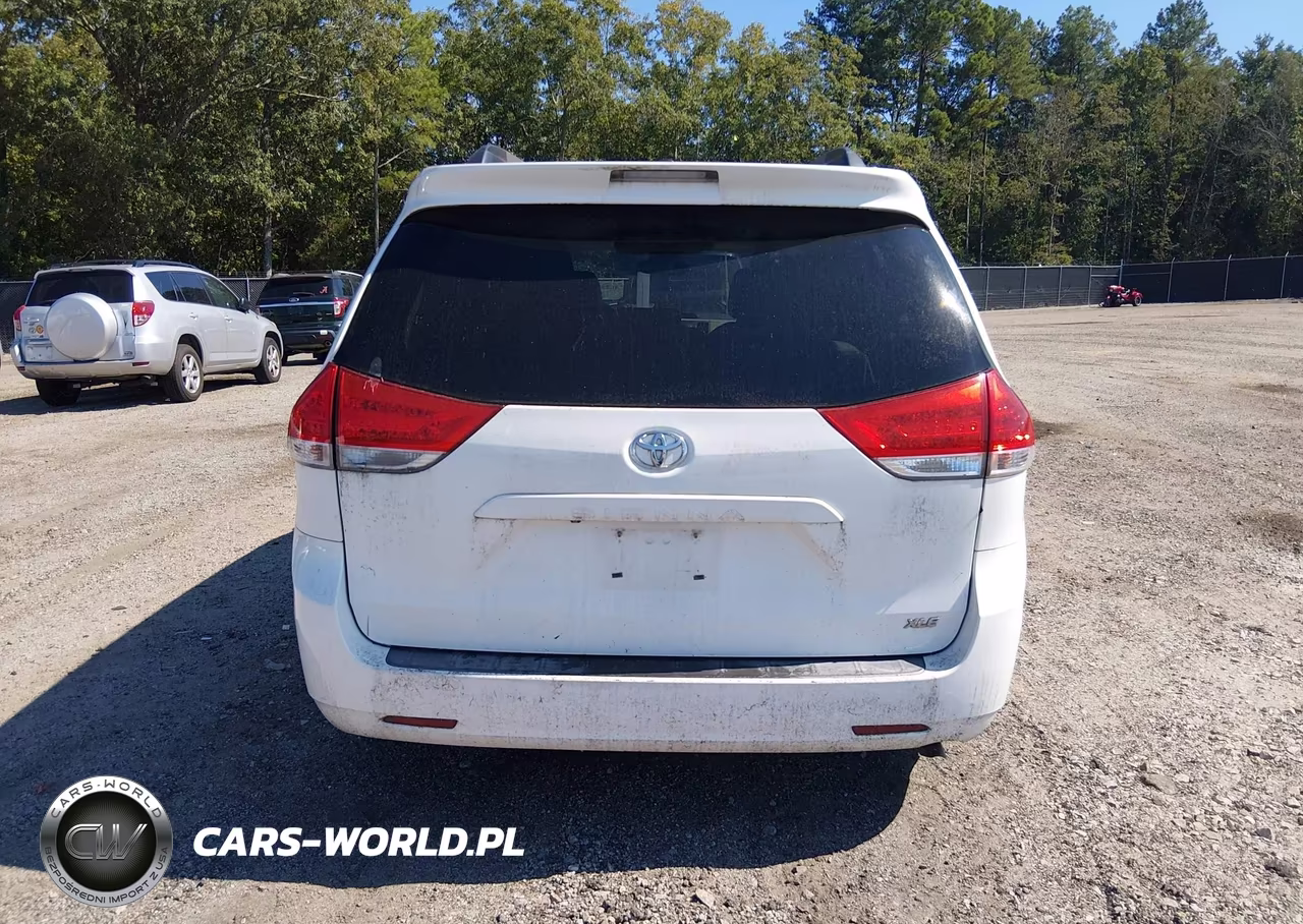 2011 Toyota Sienna Xle V6 VIN:5TDYK3DC1BS154509 - 16