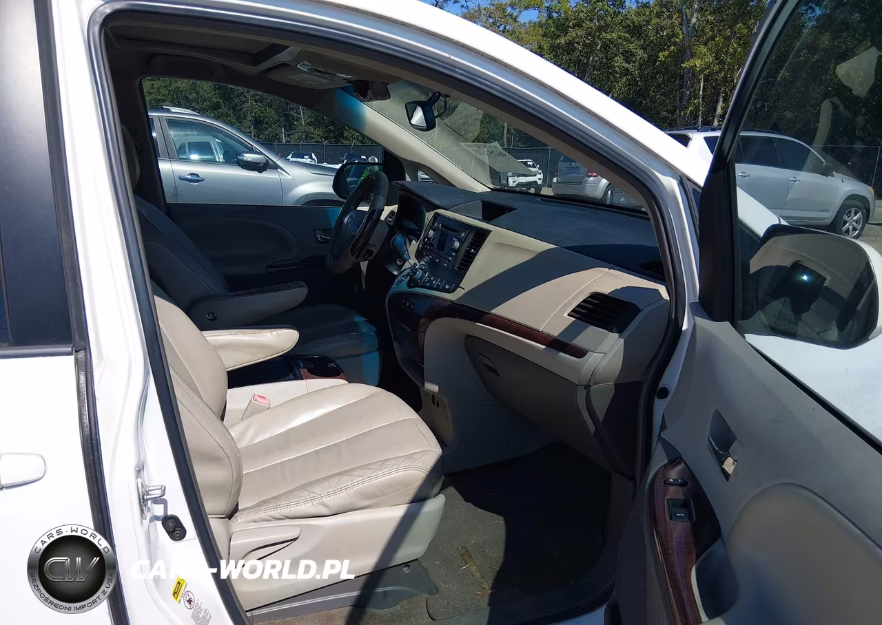 2011 Toyota Sienna Xle V6 VIN:5TDYK3DC1BS154509 - 5