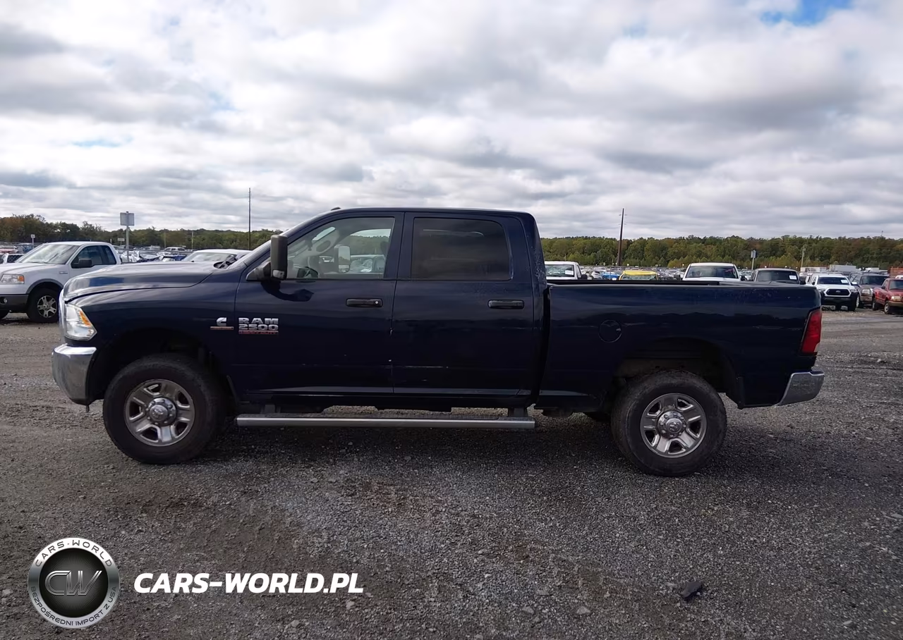 2018 Ram 2500 Tradesman 4X4 6'4 Box VIN:3C6UR5CL2JG416632 - 14