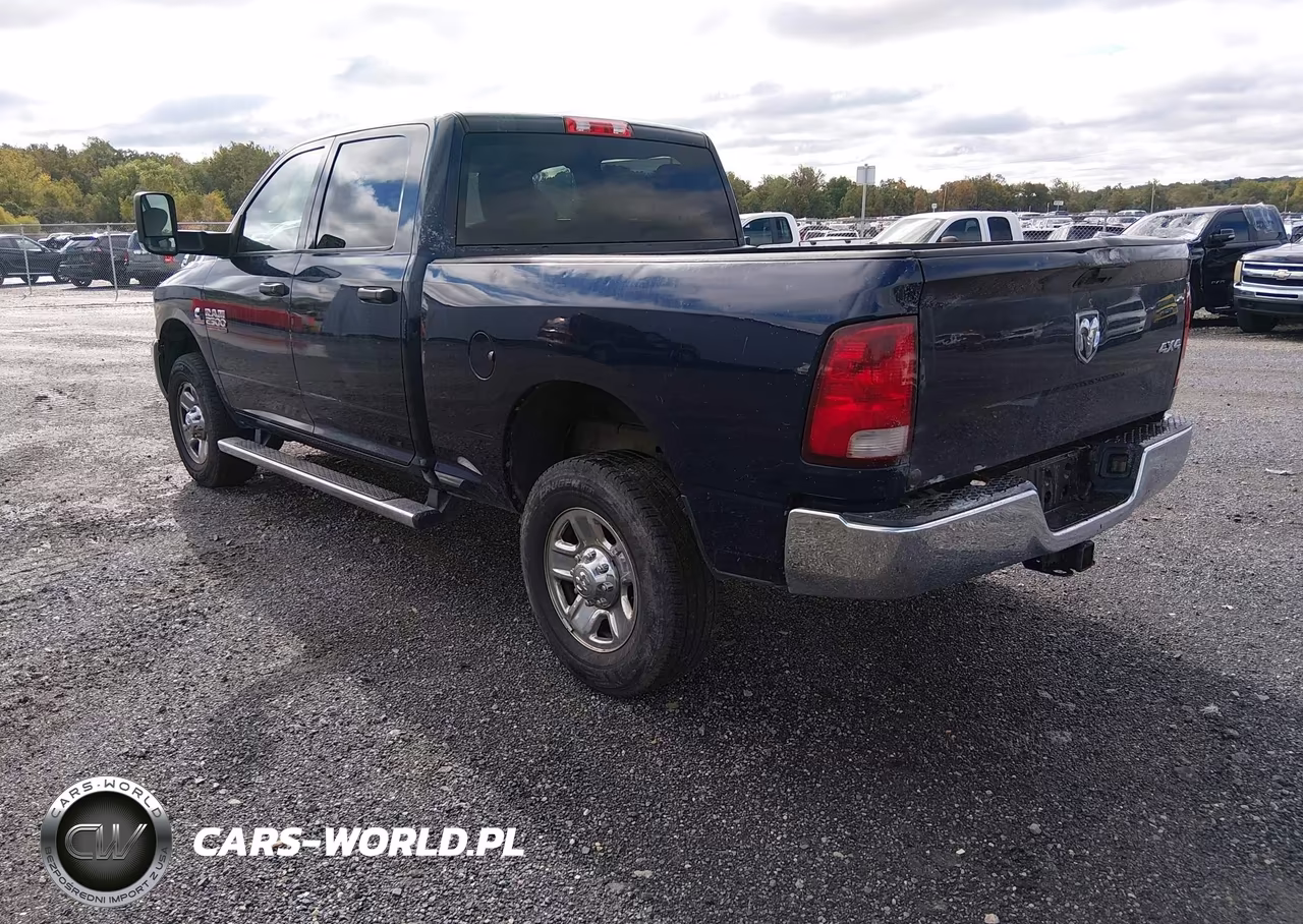 2018 Ram 2500 Tradesman 4X4 6'4 Box VIN:3C6UR5CL2JG416632 - 3