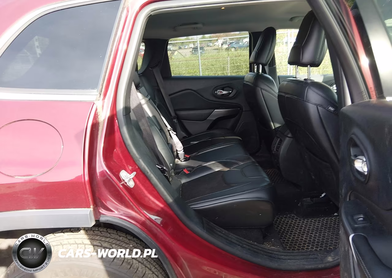2019 Jeep Cherokee VIN:1C4PJMLN9KD190659 - 8