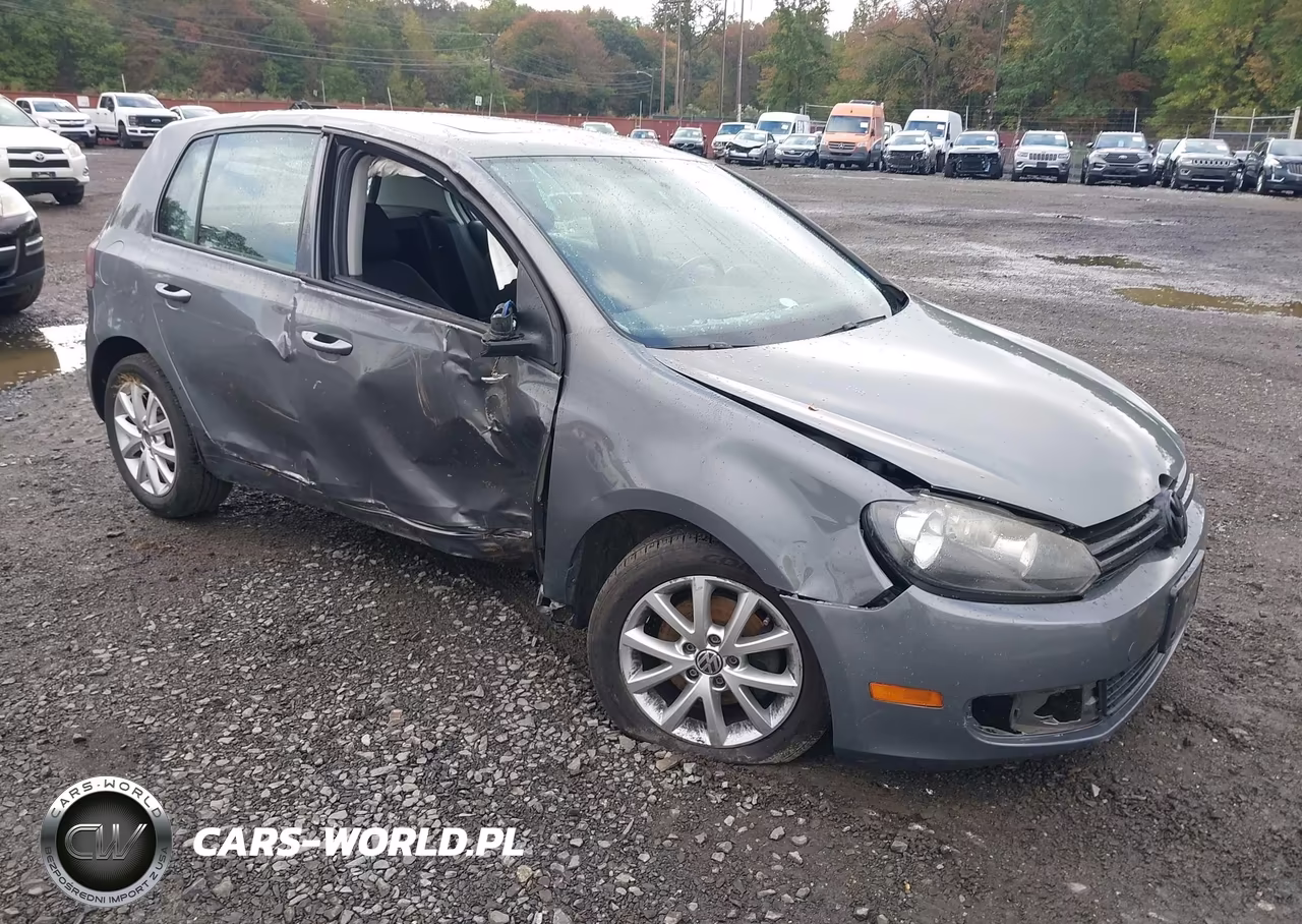 2012 Volkswagen Golf 2.5L 4-Door