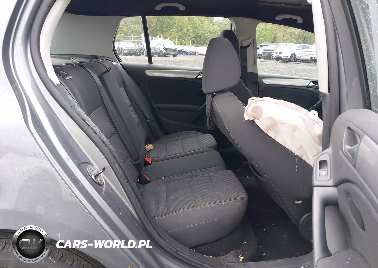 2012 Volkswagen Golf 2.5L 4-Door VIN:WVWDB7AJ1CW231955 - 8