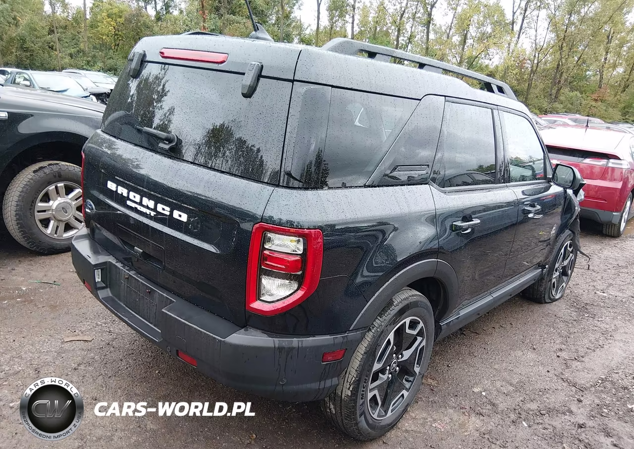 2023 Ford Bronco Sport Outer Banks VIN:3FMCR9C62PRD73053 - 4