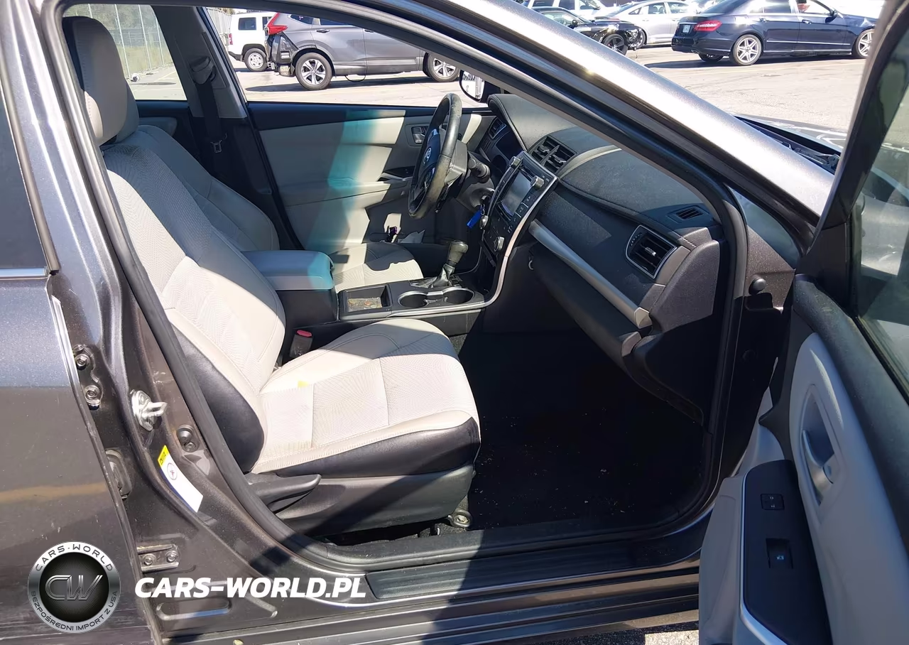 2017 Toyota Camry Se VIN:4T1BF1FKXHU325468 - 5