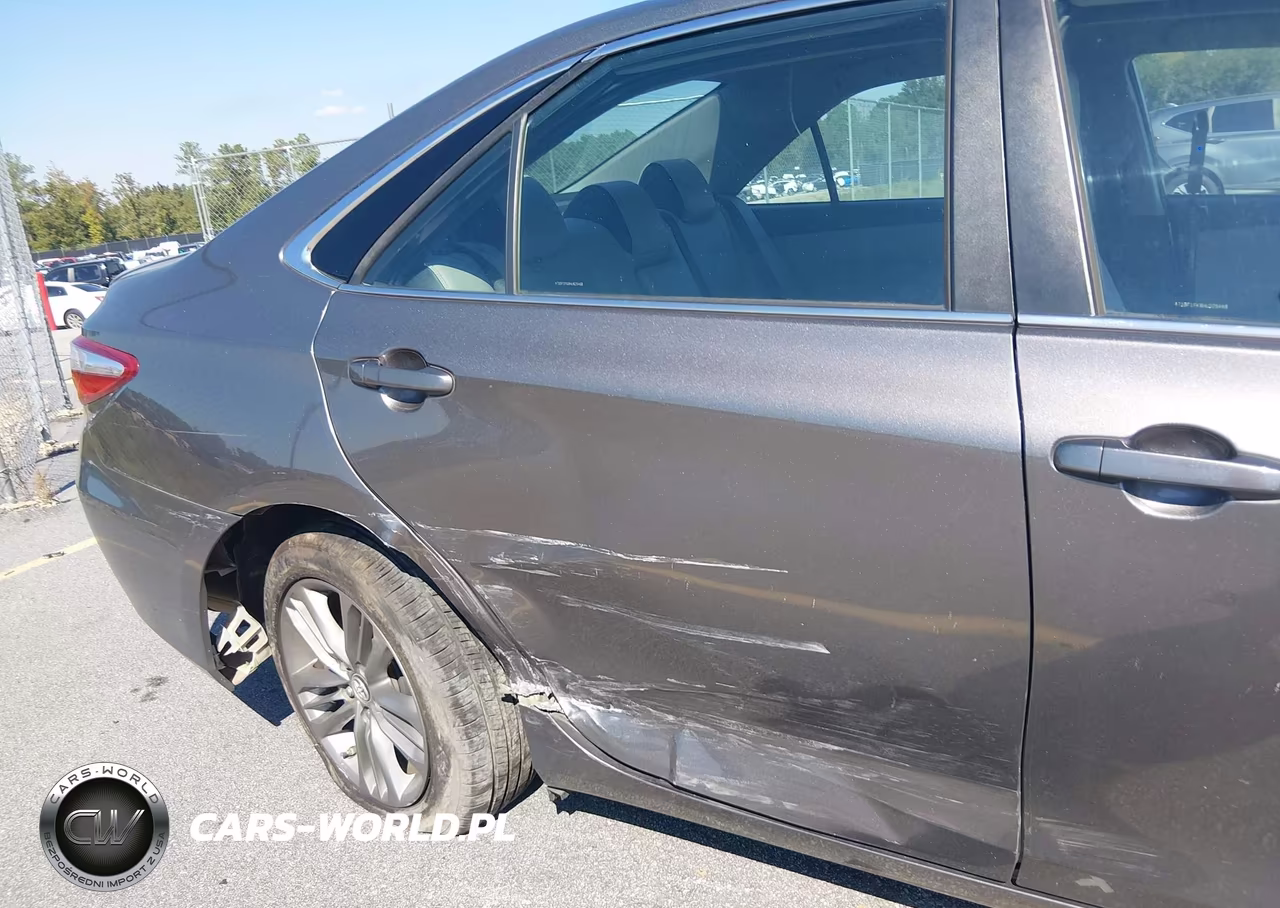 2017 Toyota Camry Se VIN:4T1BF1FKXHU325468 - 6