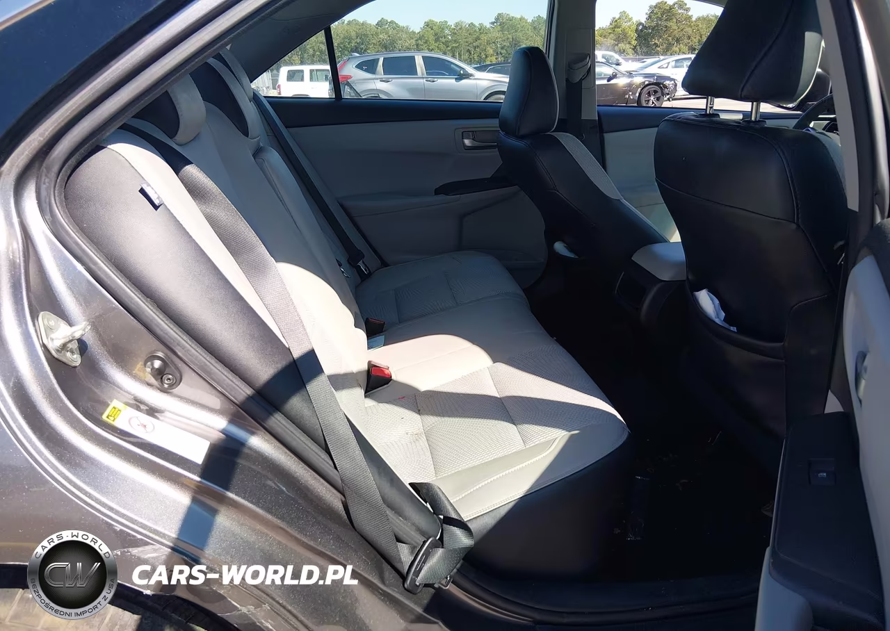 2017 Toyota Camry Se VIN:4T1BF1FKXHU325468 - 8