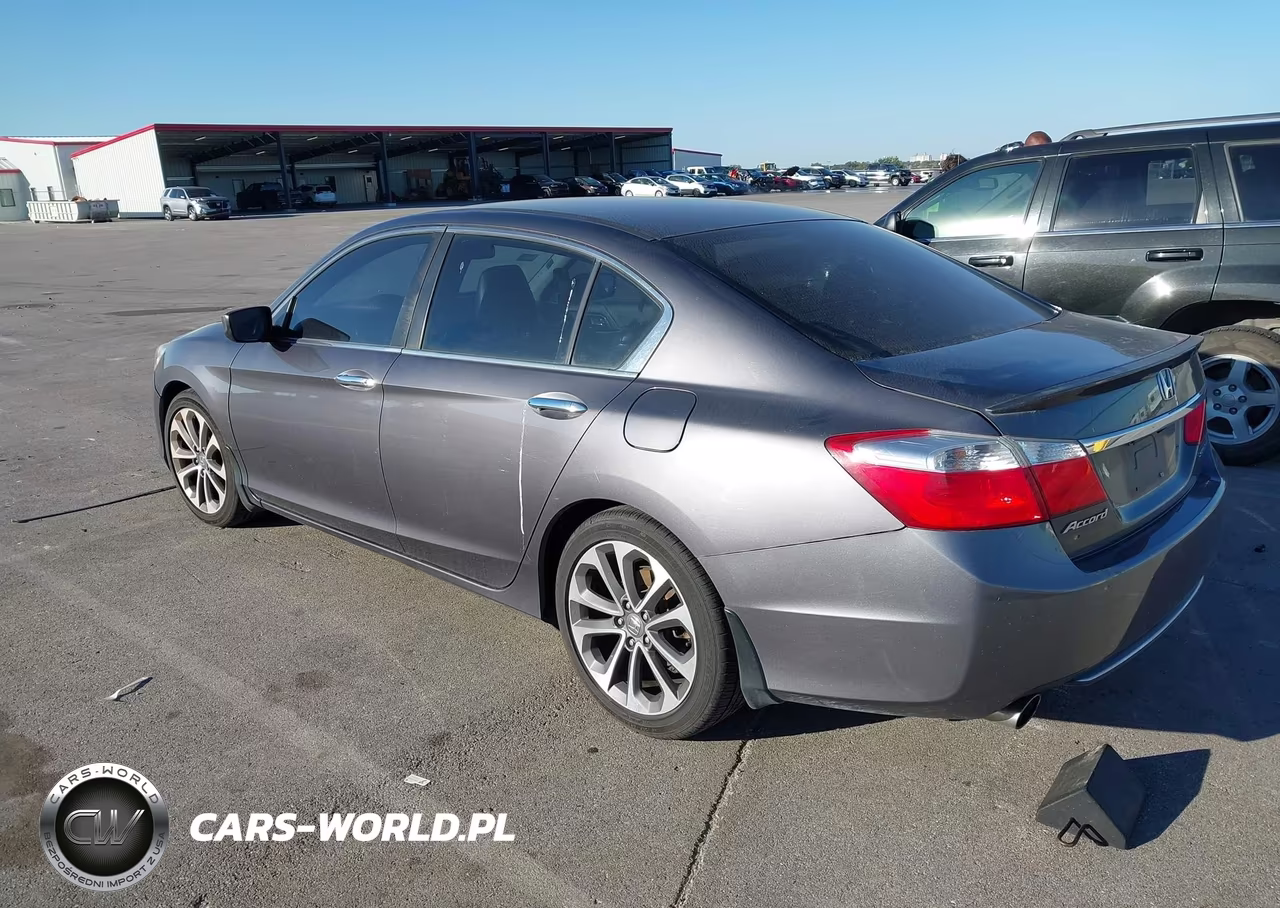 2015 Honda Accord Sport VIN:1HGCR2F58FA118299 - 3