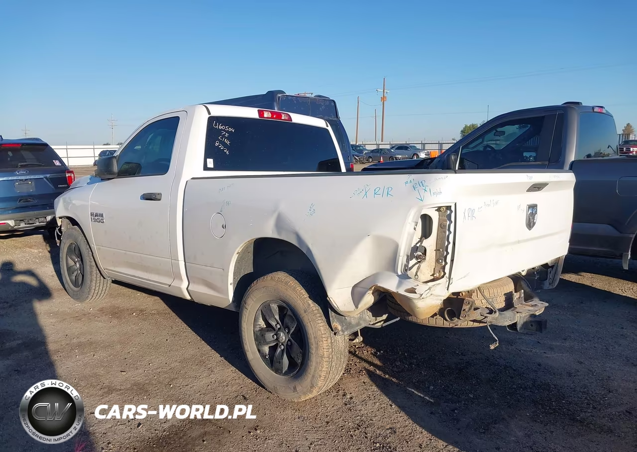 2018 Ram 1500 Express 4X2 6'4 Box VIN:3C6JR6AG9JG154395 - 3