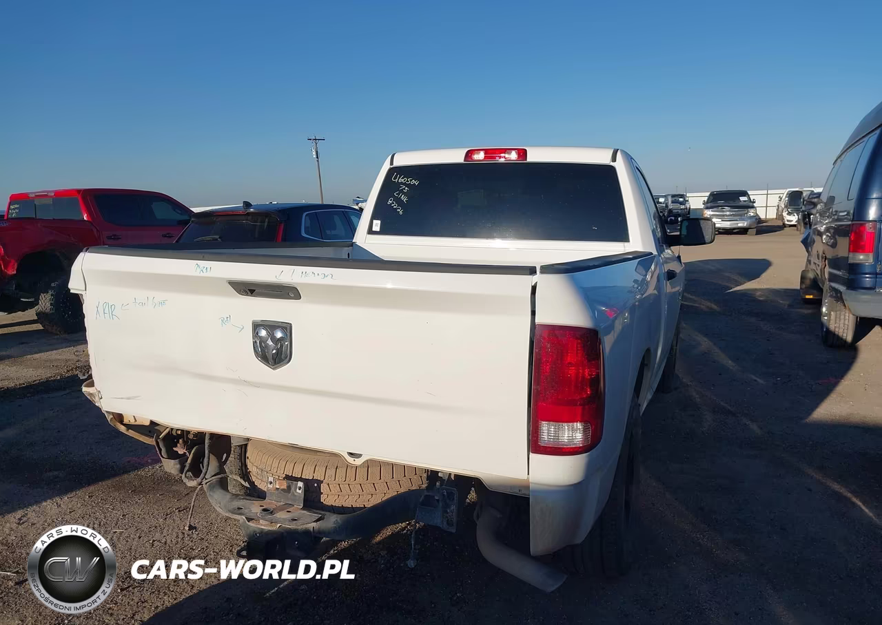 2018 Ram 1500 Express 4X2 6'4 Box VIN:3C6JR6AG9JG154395 - 4