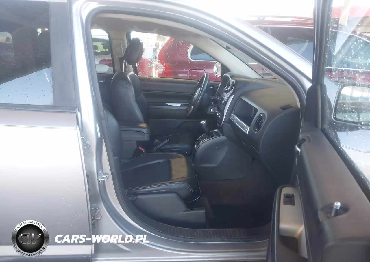 2016 Jeep Compass Latitude VIN:1C4NJDEB1GD781599 - 5
