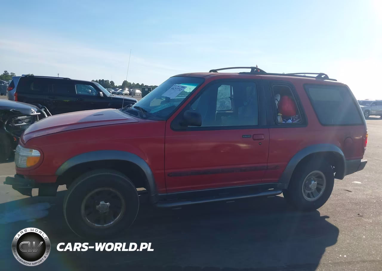 1999 Ford Explorer Sport VIN:1FMYU22E7XUB75484 - 15