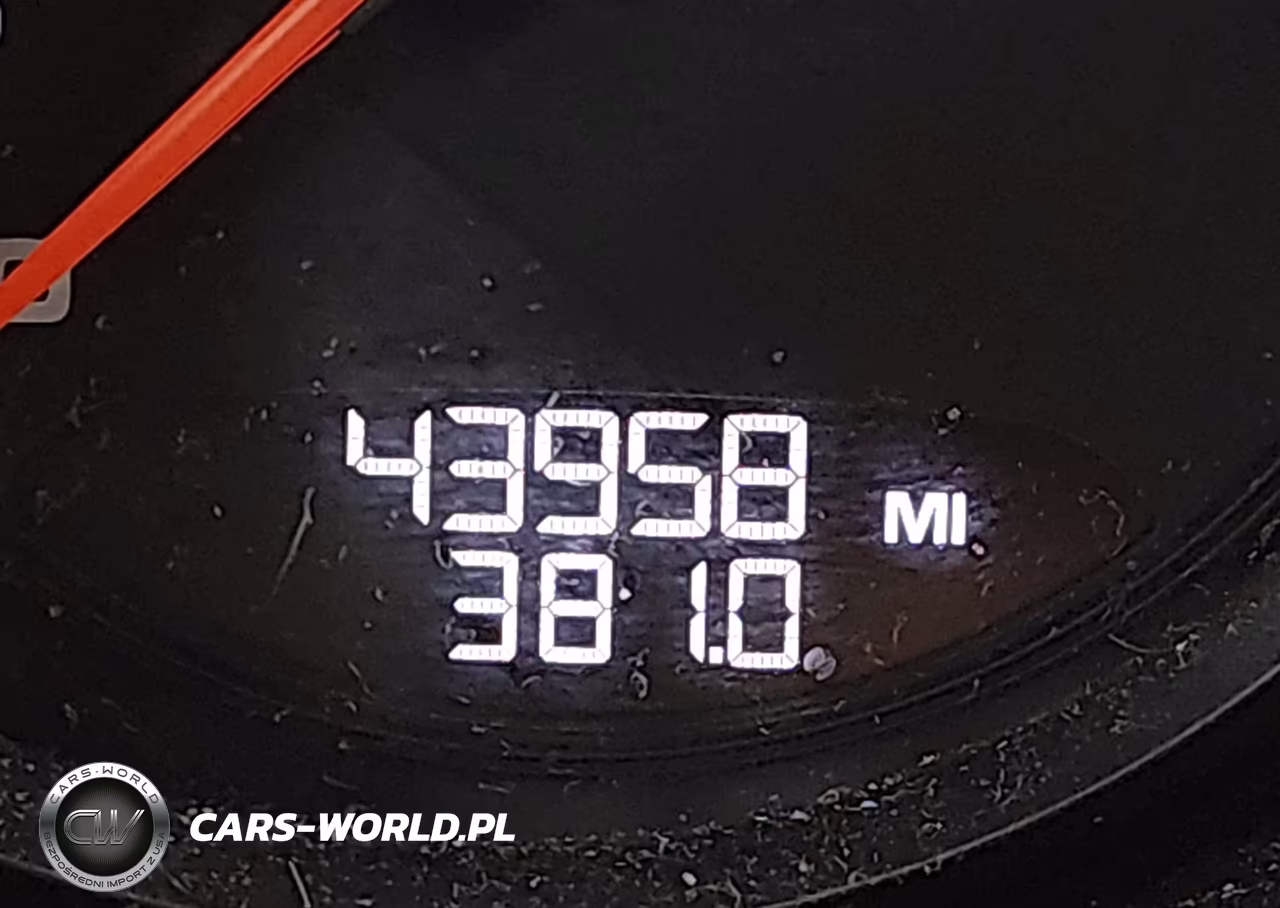 2018 Porsche Macan Sport Edition VIN:WP1AA2A58JLB24507 - 16