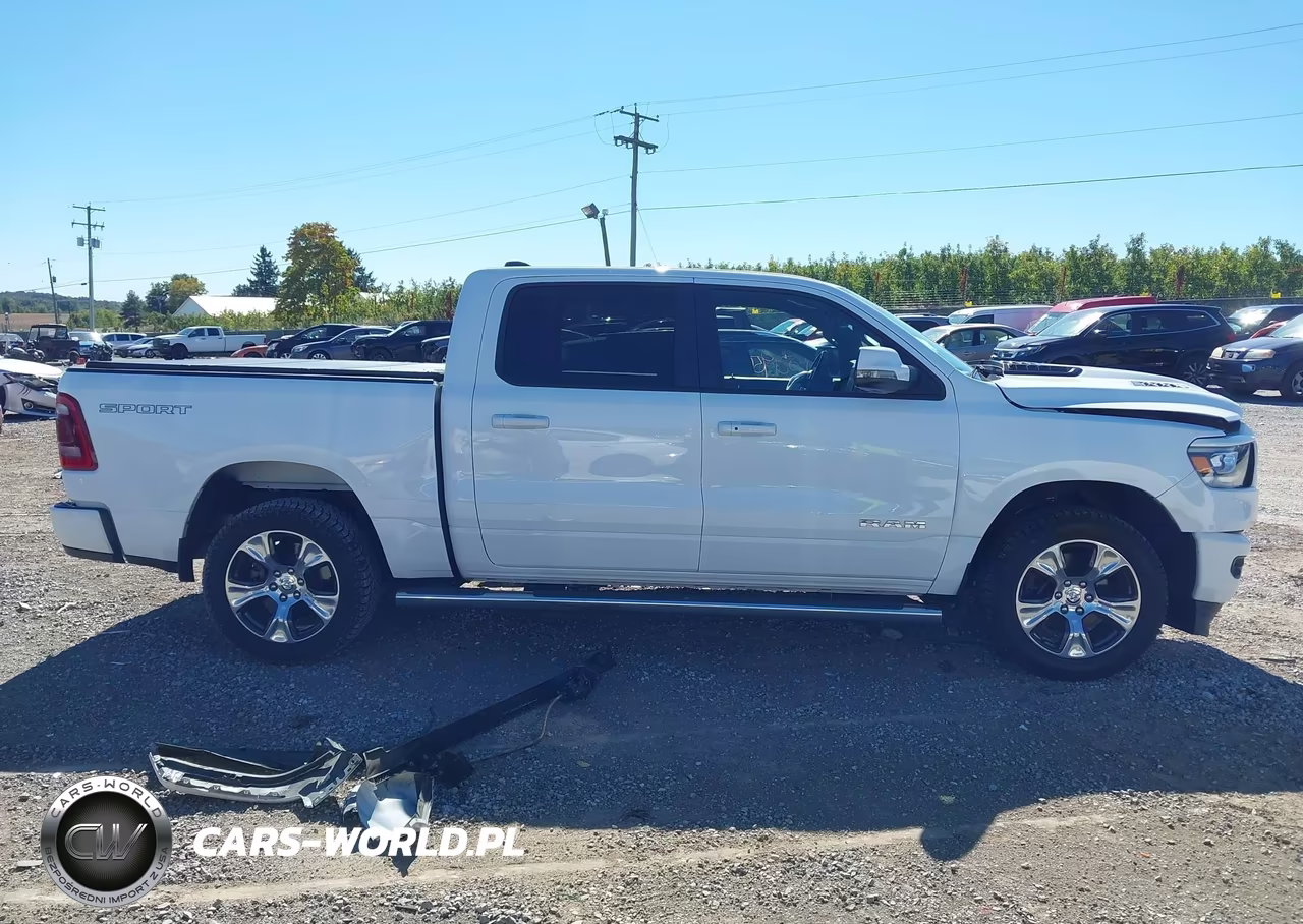 2023 Ram 1500 Laramie 4X4 5'7 Box VIN:1C6SRFJT4PN538117 - 13