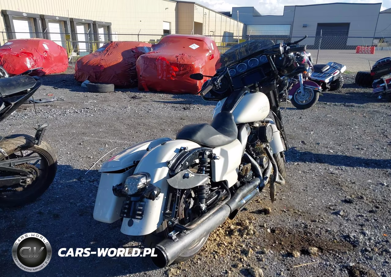 2023 Harley-Davidson Flhxst VIN:1HD1ABL13PB655574 - 4