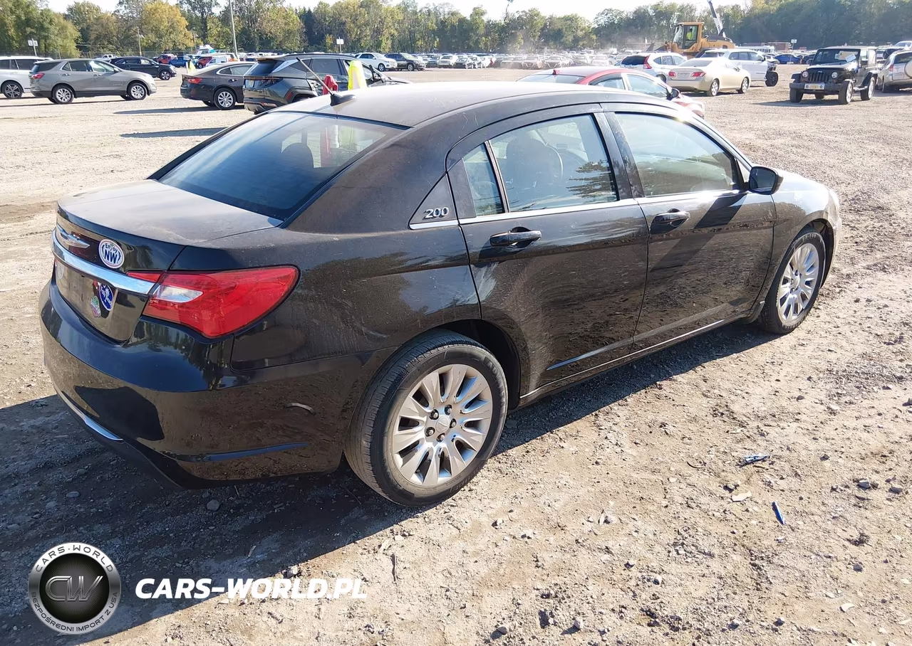 2013 Chrysler 200 Lx VIN:1C3CCBAG5DN722184 - 4