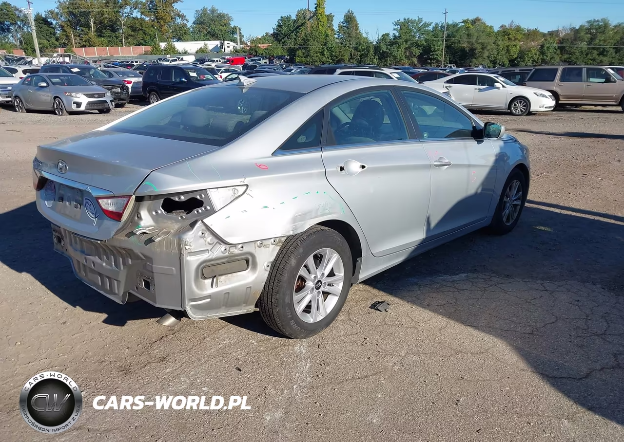 2013 Hyundai Sonata Gls Pzev VIN:5NPEB4AC8DH541550 - 4