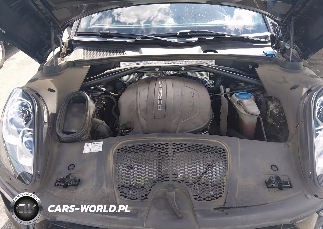 2017 Porsche Macan VIN:WP1AA2A53HLB04563 - 10