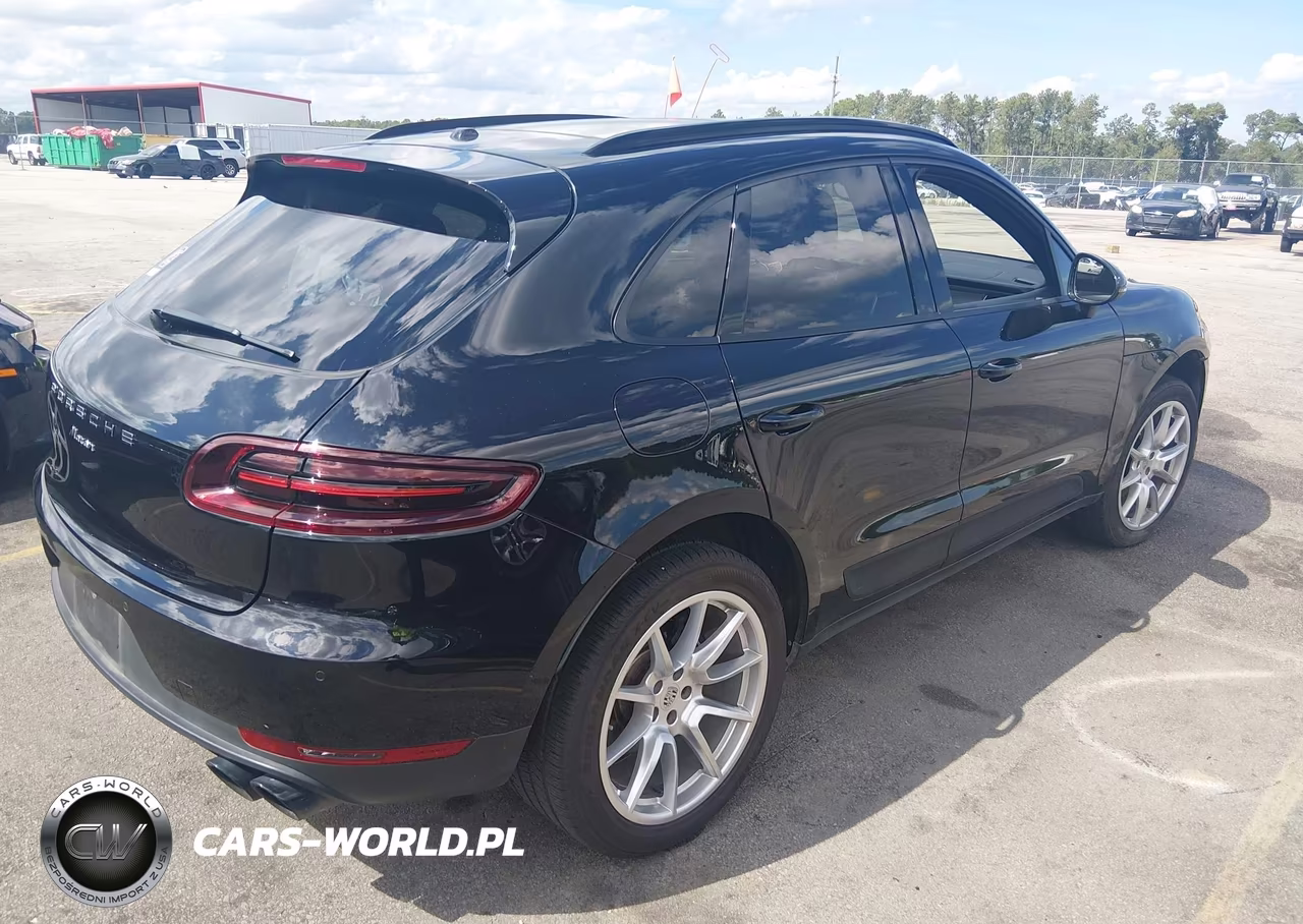 2017 Porsche Macan VIN:WP1AA2A53HLB04563 - 4