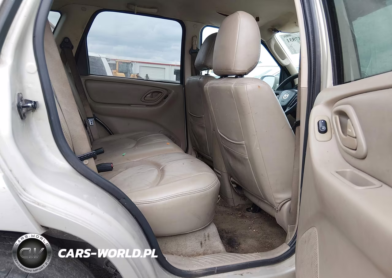 2005 Mazda Tribute S VIN:4F2YZ04185KM65875 - 8