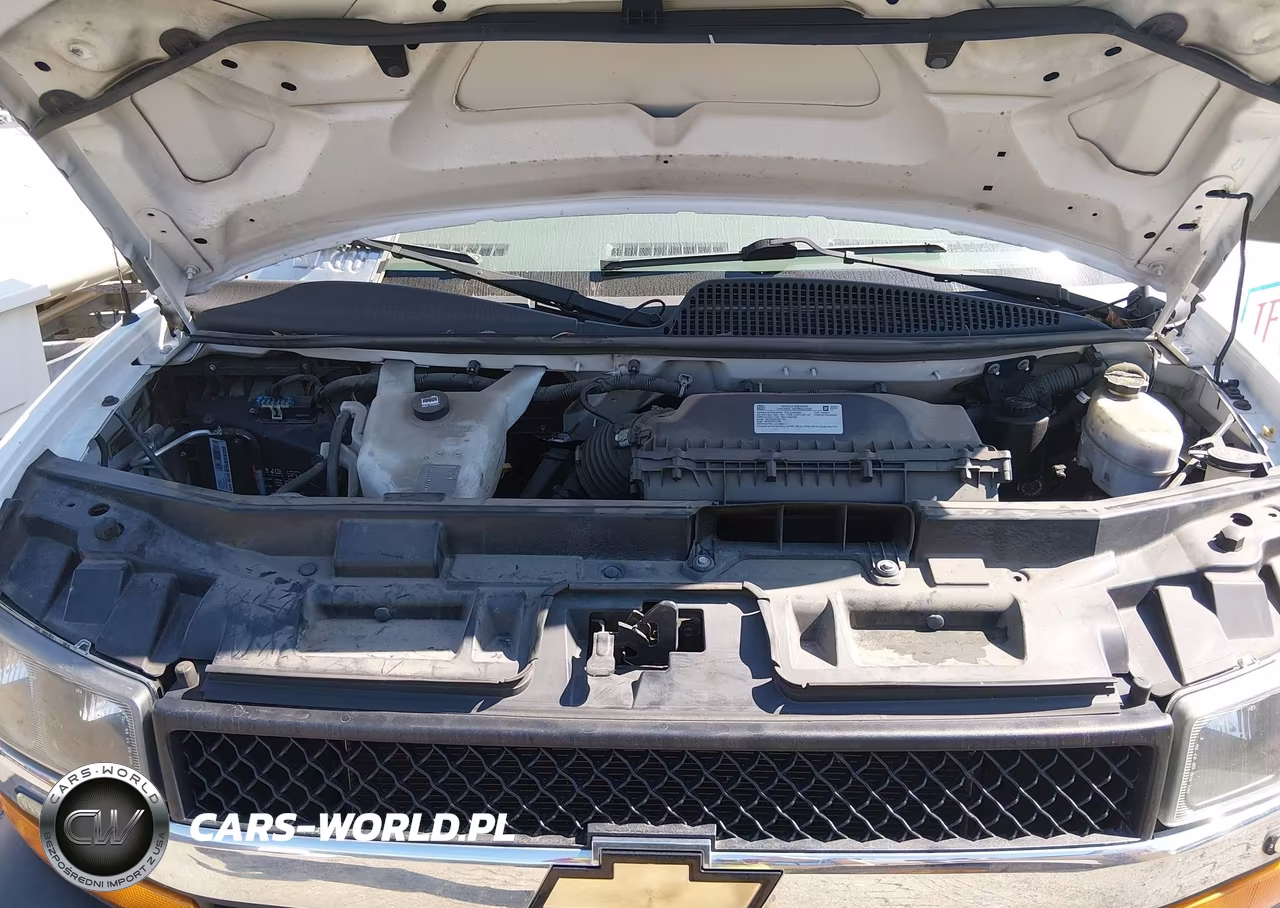 2021 Chevrolet Express Cutaway Work Van VIN:1GB0GSF75M1162853 - 9