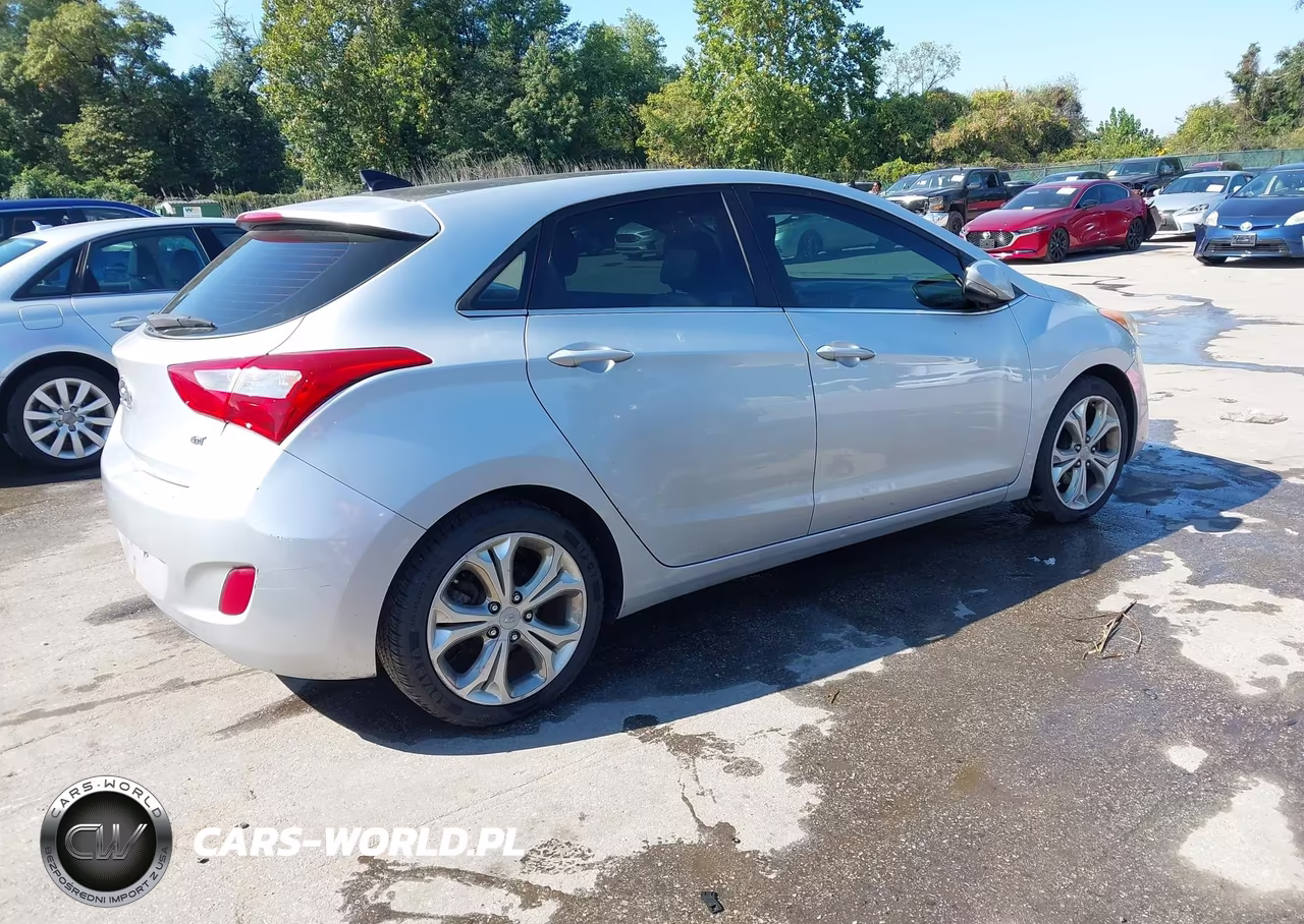 2013 Hyundai Elantra Gt Base W-Blue VIN:KMHD35LE5DU104474 - 4
