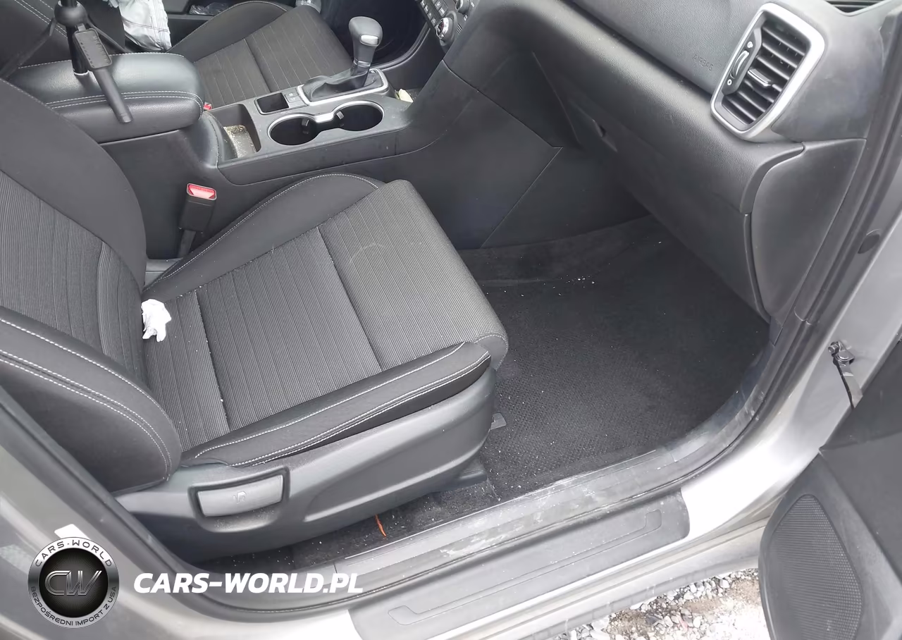 2020 Kia Sportage Lx VIN:KNDPM3AC7L7823971 - 5