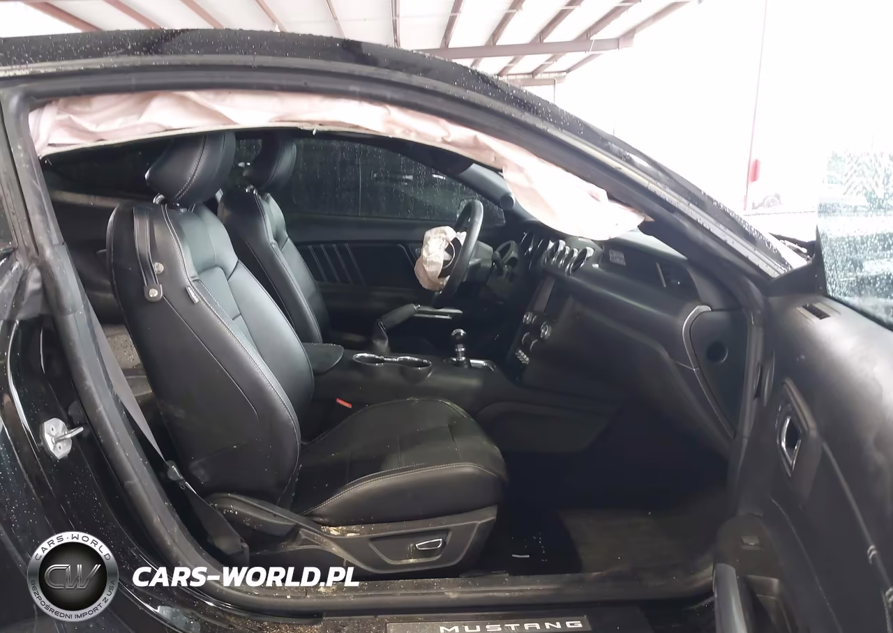 2017 Ford Mustang Gt Premium VIN:1FA6P8CF0H5329385 - 5