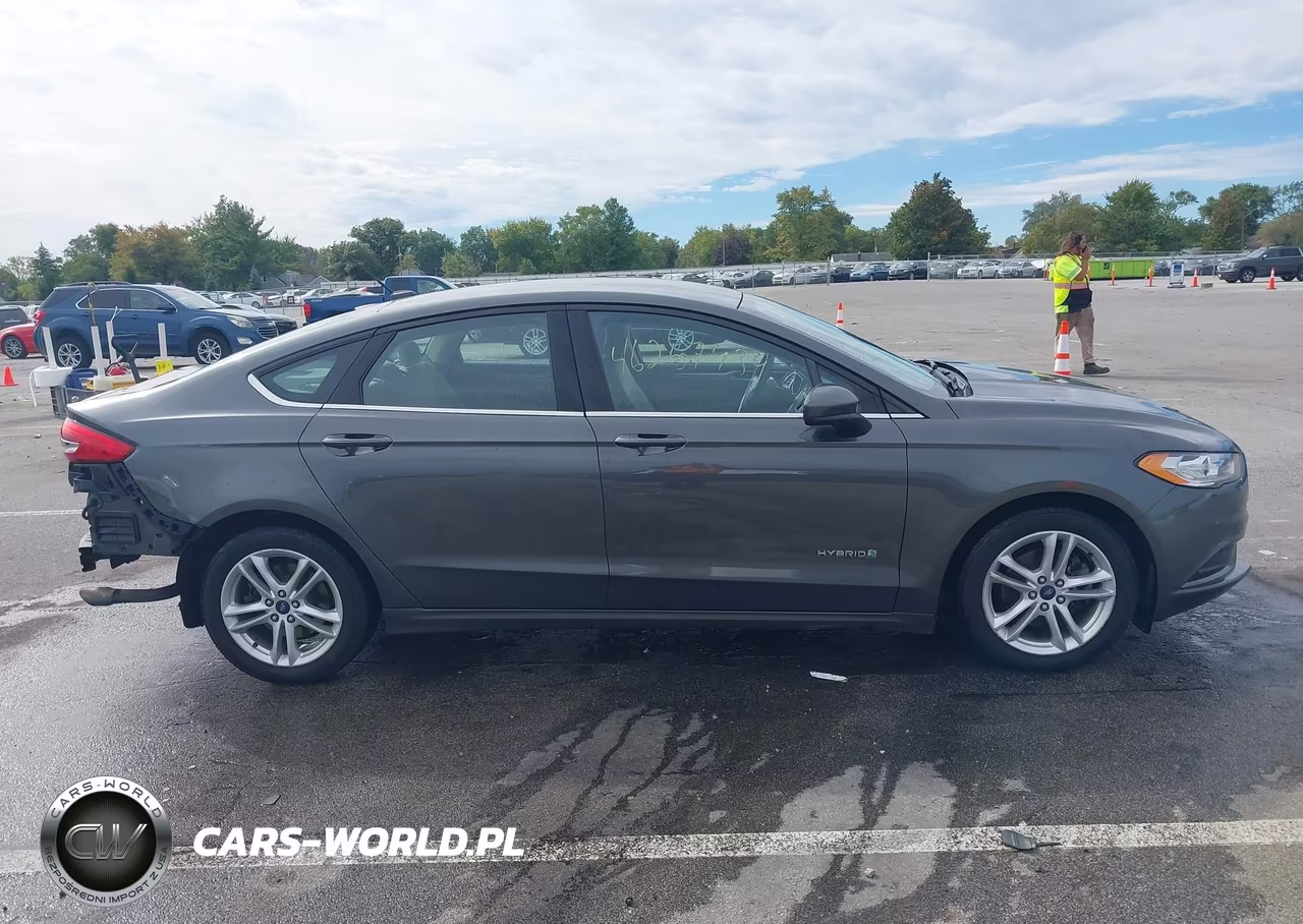 2018 Ford Fusion Hybrid S VIN:3FA6P0UU8JR223669 - 13