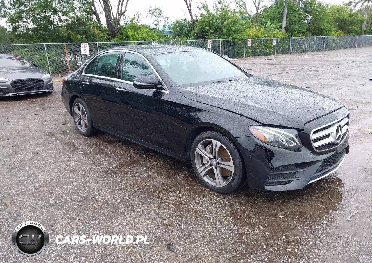 2017 Mercedes-Benz E 300