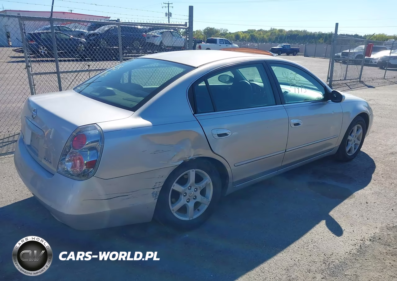 2005 Nissan Altima 2.5 S VIN:1N4AL11D35C306009 - 4