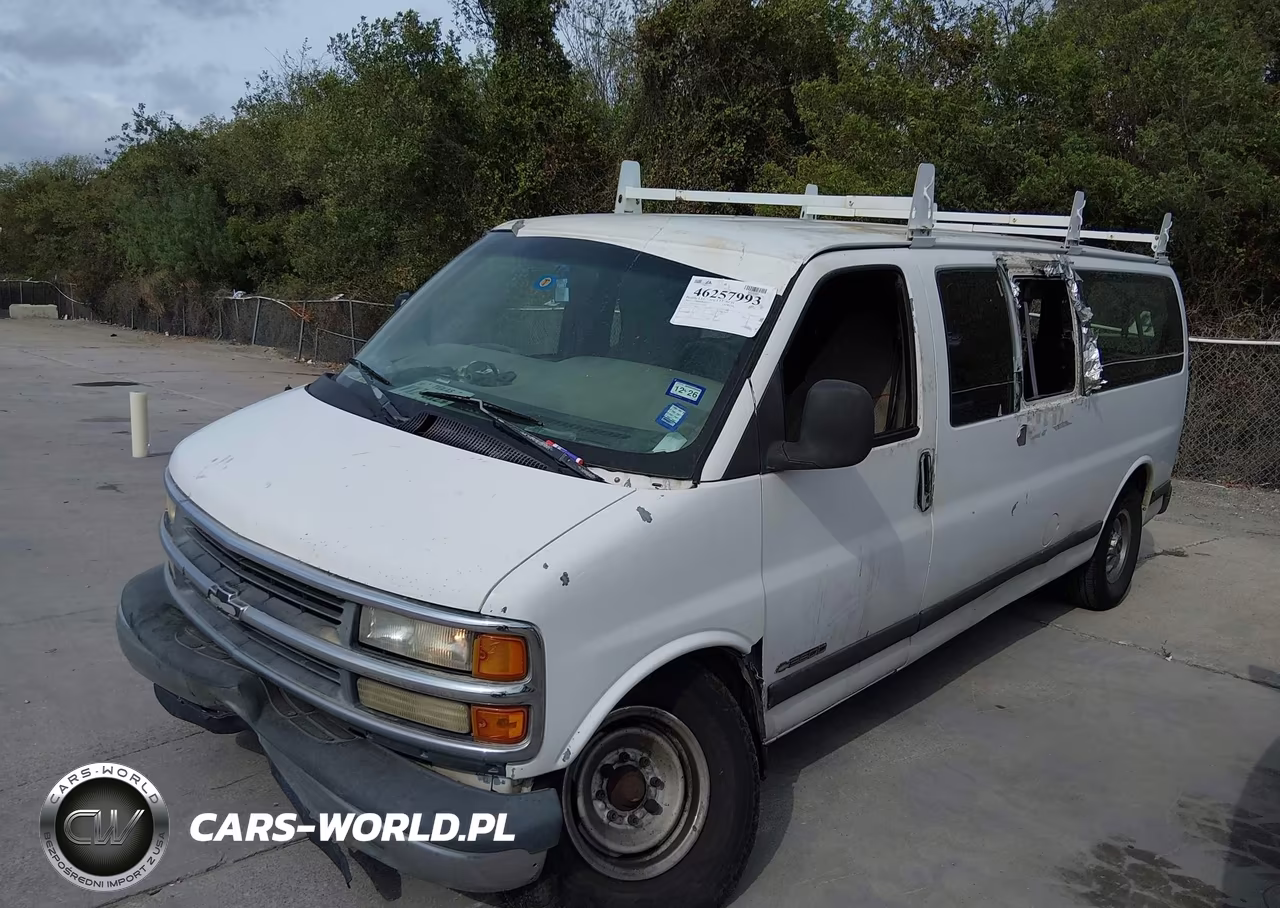 2001 Chevrolet Express VIN:1GAHG39R711181197 - 2