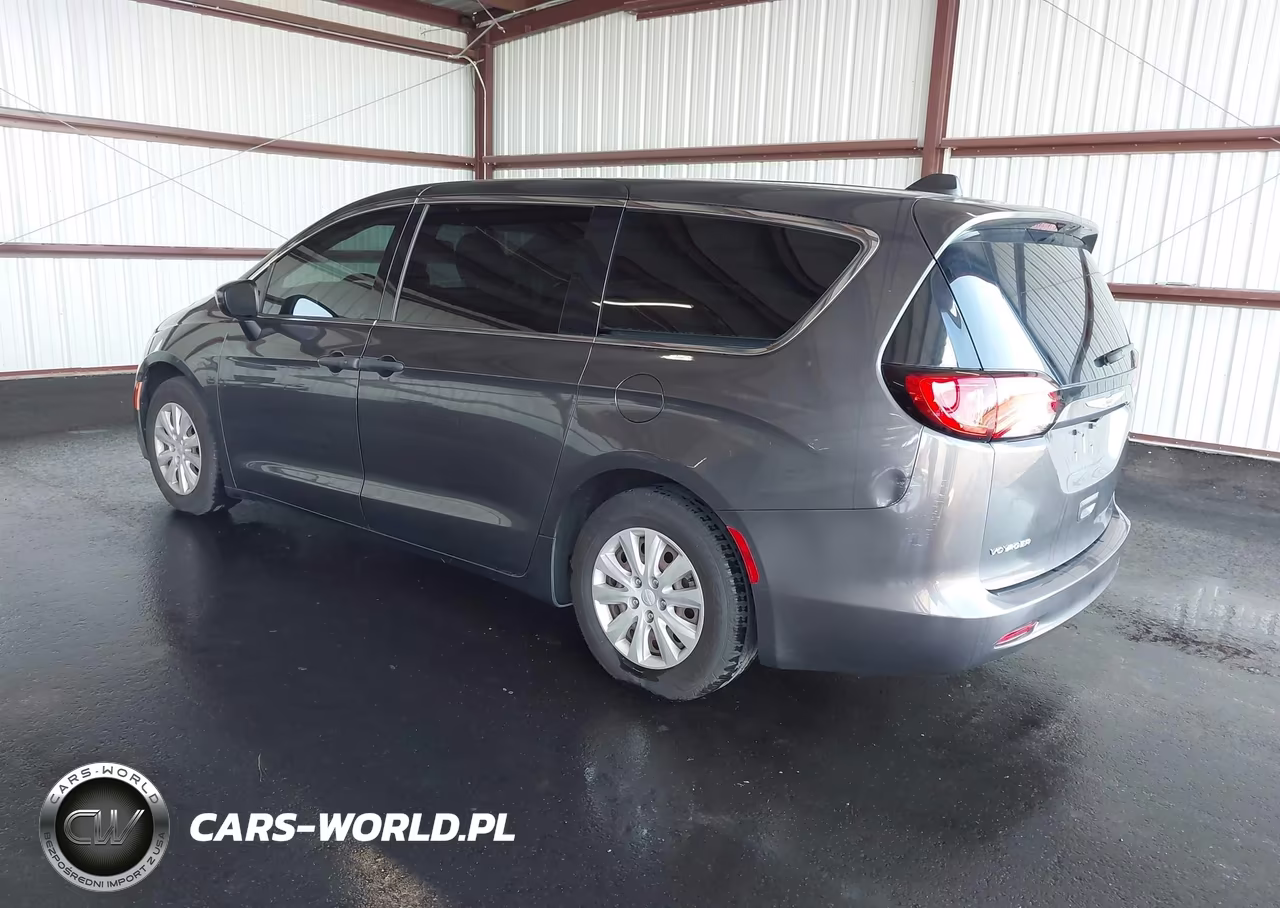 2020 Chrysler Voyager L VIN:2C4RC1AG2LR232190 - 3