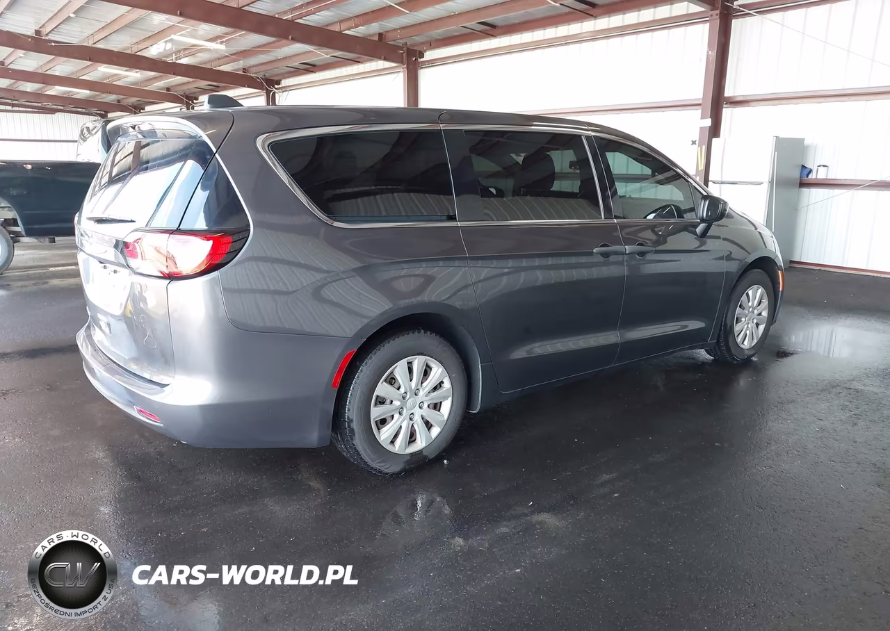 2020 Chrysler Voyager L VIN:2C4RC1AG2LR232190 - 4