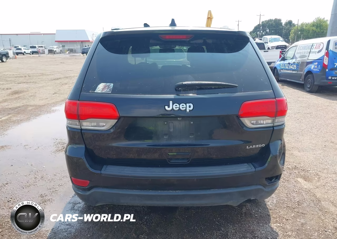2014 Jeep Grand Cherokee Laredo VIN:1C4RJEAG6EC580910 - 16