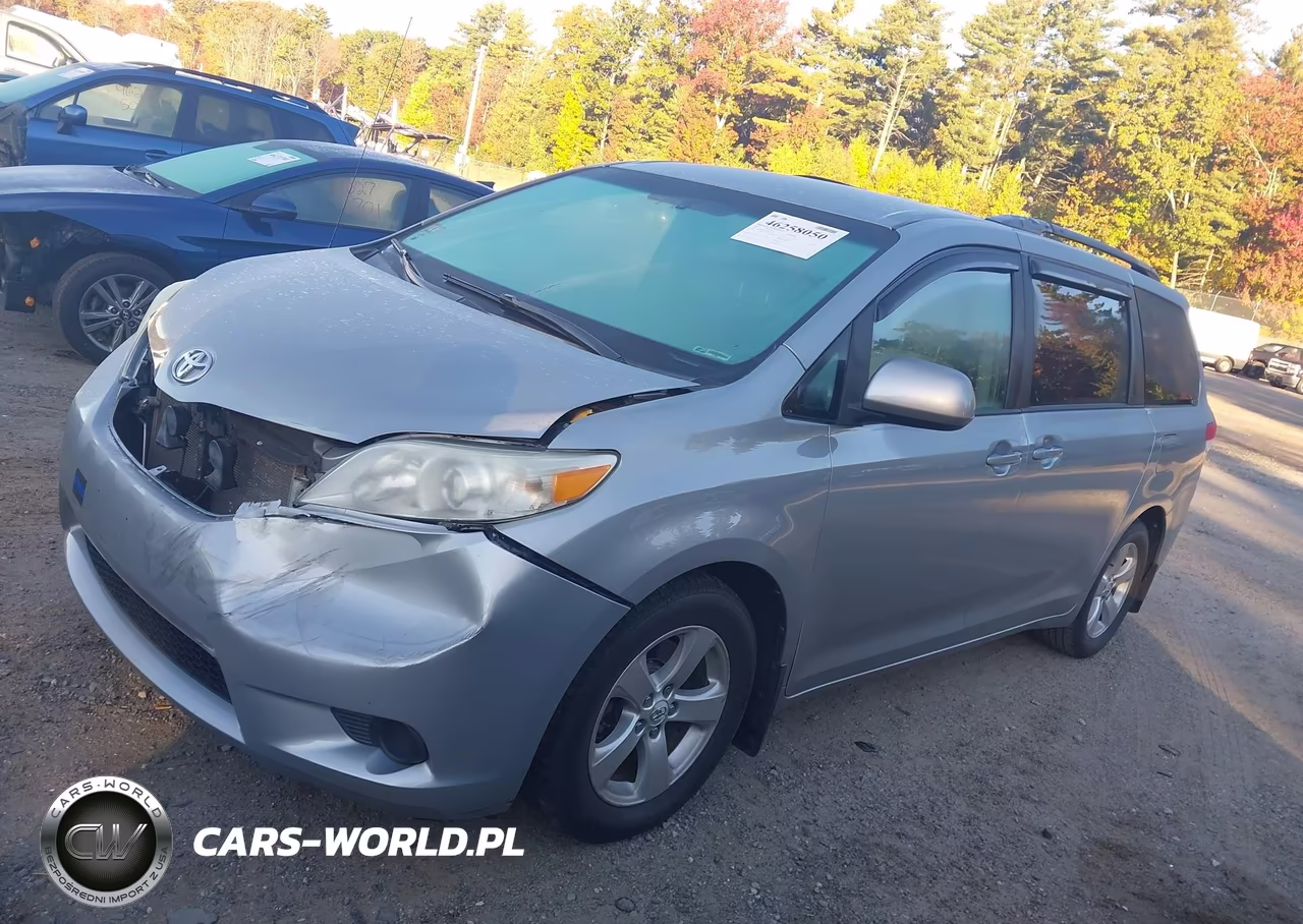 2014 Toyota Sienna Le V6 8 Passenger VIN:5TDKK3DC5ES524774 - 2