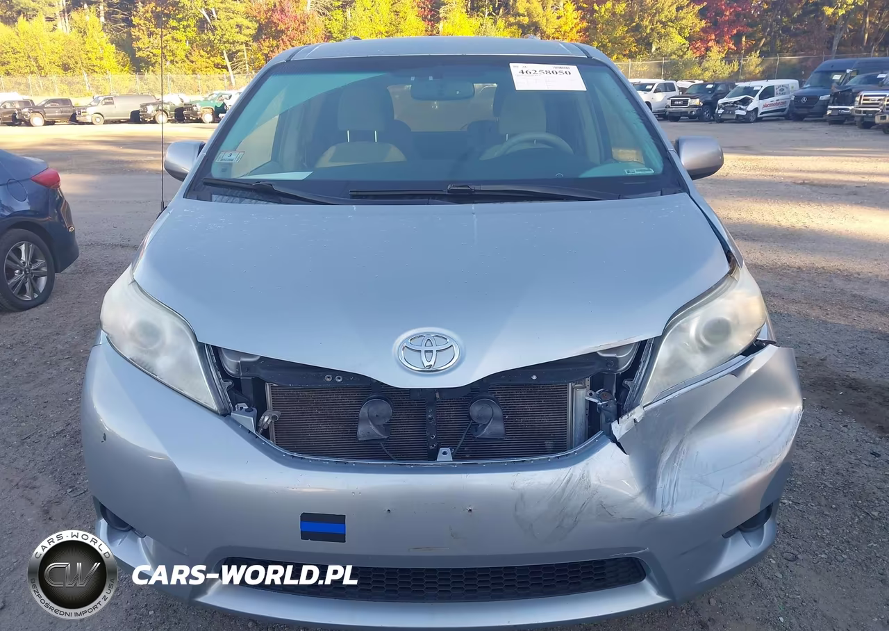 2014 Toyota Sienna Le V6 8 Passenger VIN:5TDKK3DC5ES524774 - 6
