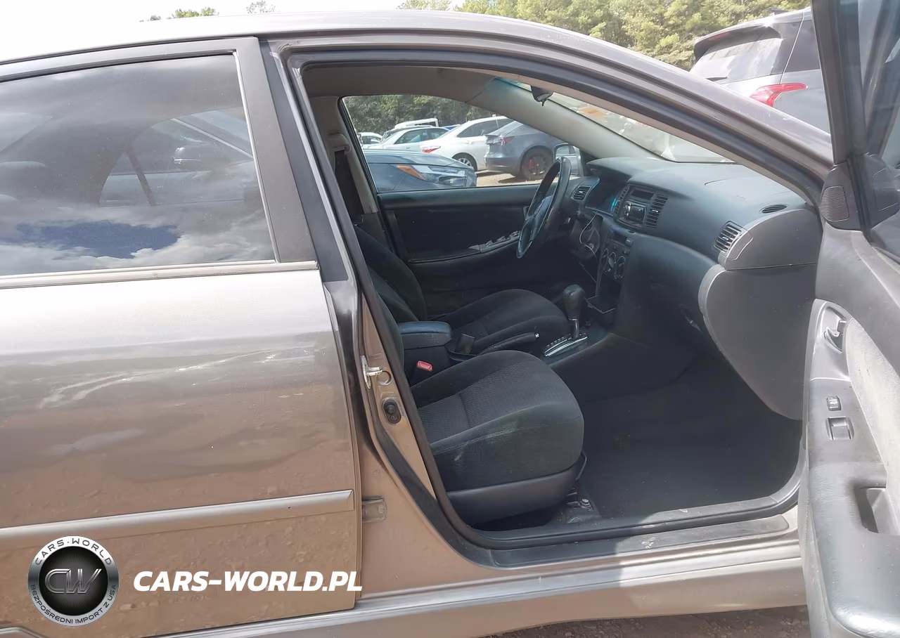 2007 Toyota Corolla S VIN:1NXBR32E07Z801616 - 5