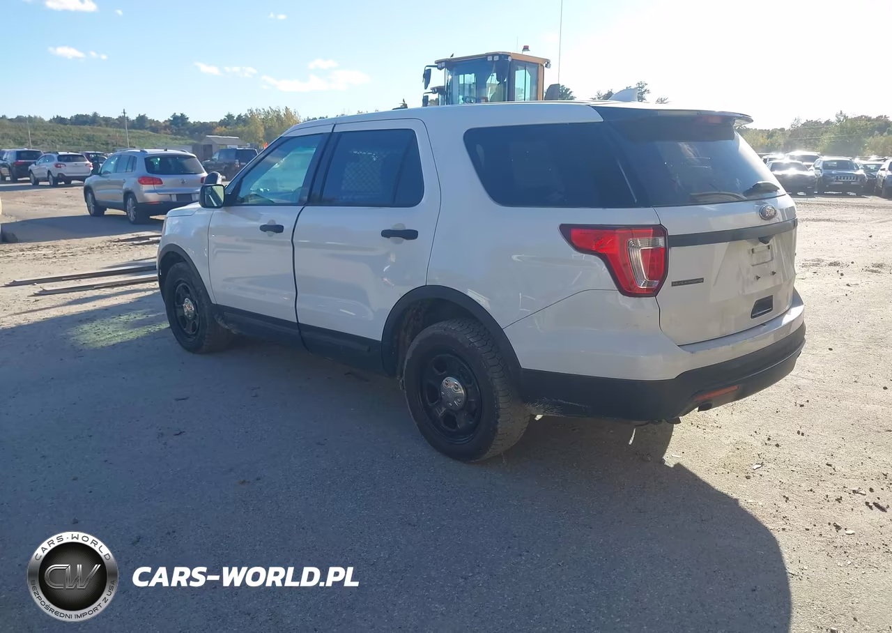 2017 Ford Utility Police Interceptor VIN:1FM5K8AR9HGB72408 - 3