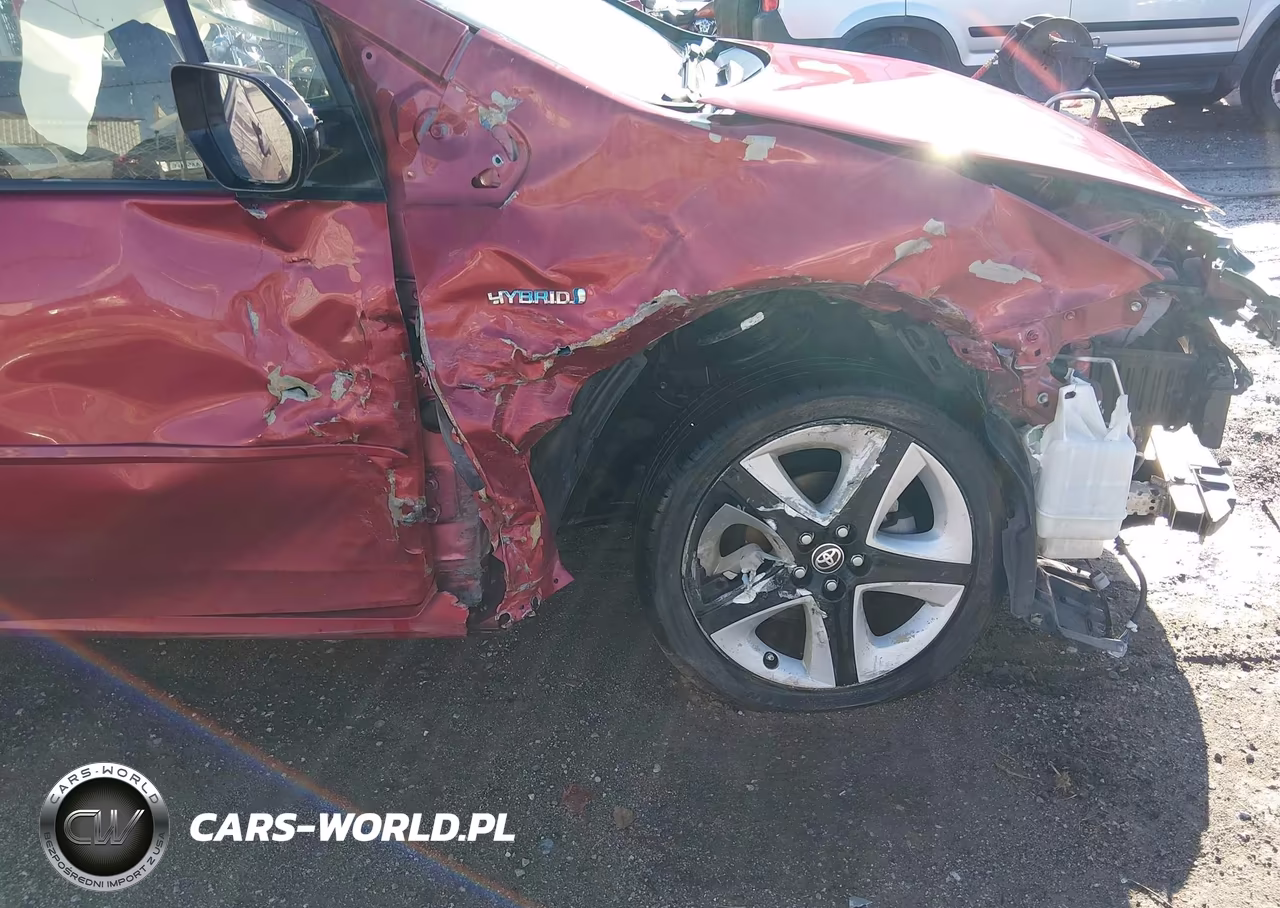 2016 Toyota Prius Three Touring VIN:JTDKARFU1G3523654 - 6