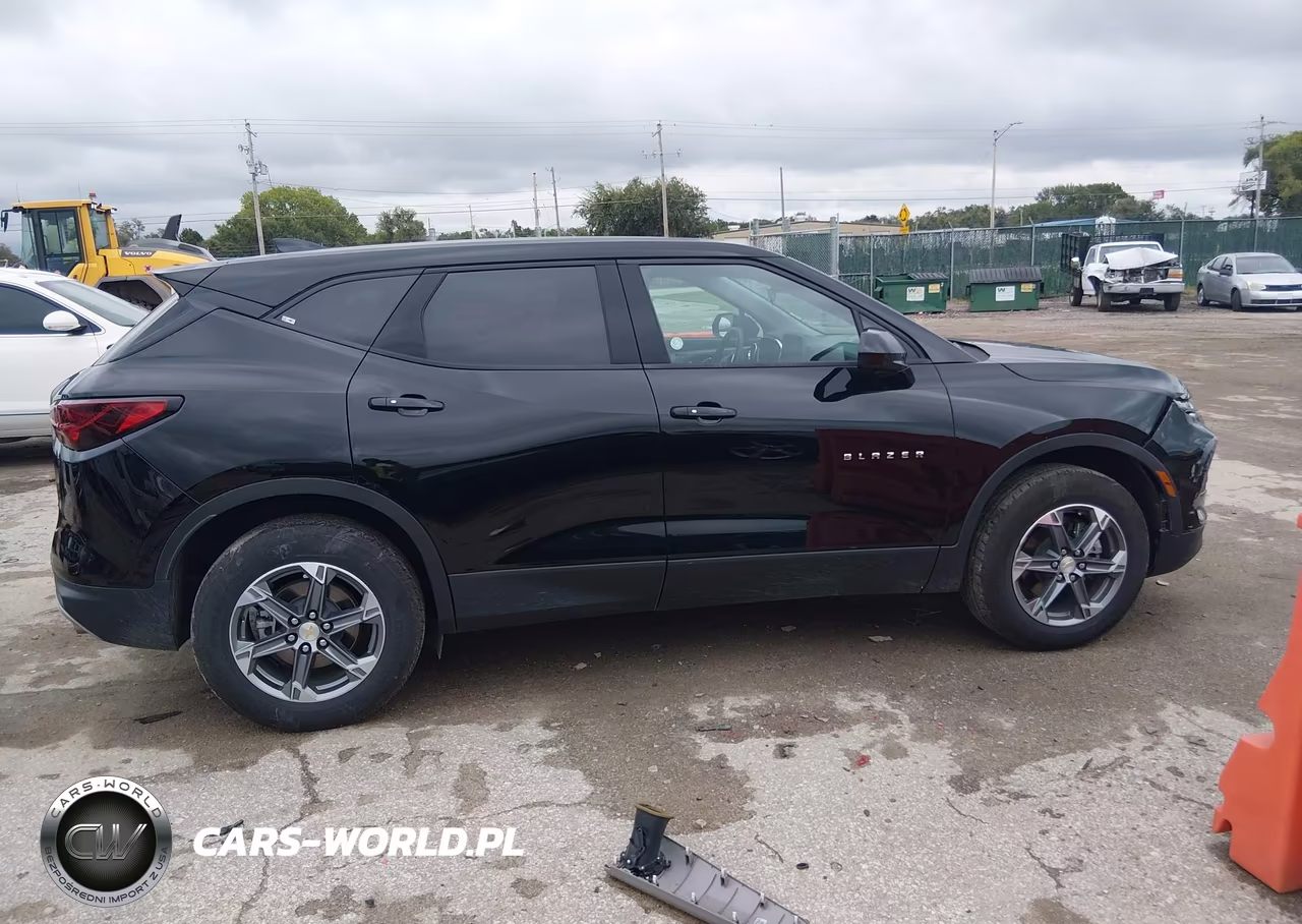 2025 Chevrolet Blazer Fwd 2Lt VIN:3GNKBCR46SS250548 - 13