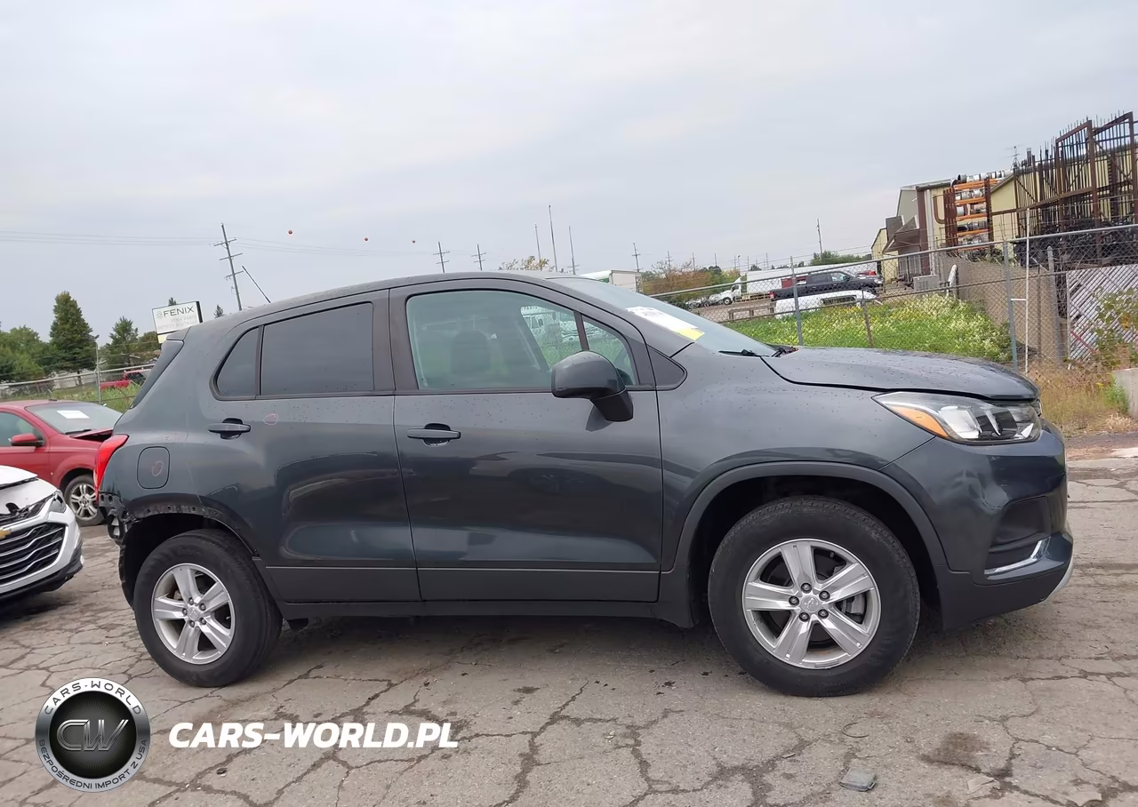 2019 Chevrolet Trax Ls VIN:3GNCJNSB9KL226136 - 14