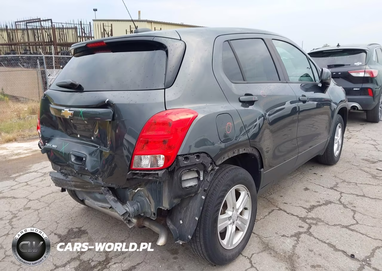 2019 Chevrolet Trax Ls VIN:3GNCJNSB9KL226136 - 4